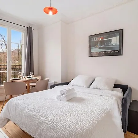 Elegant Deux Pieces - 15e *